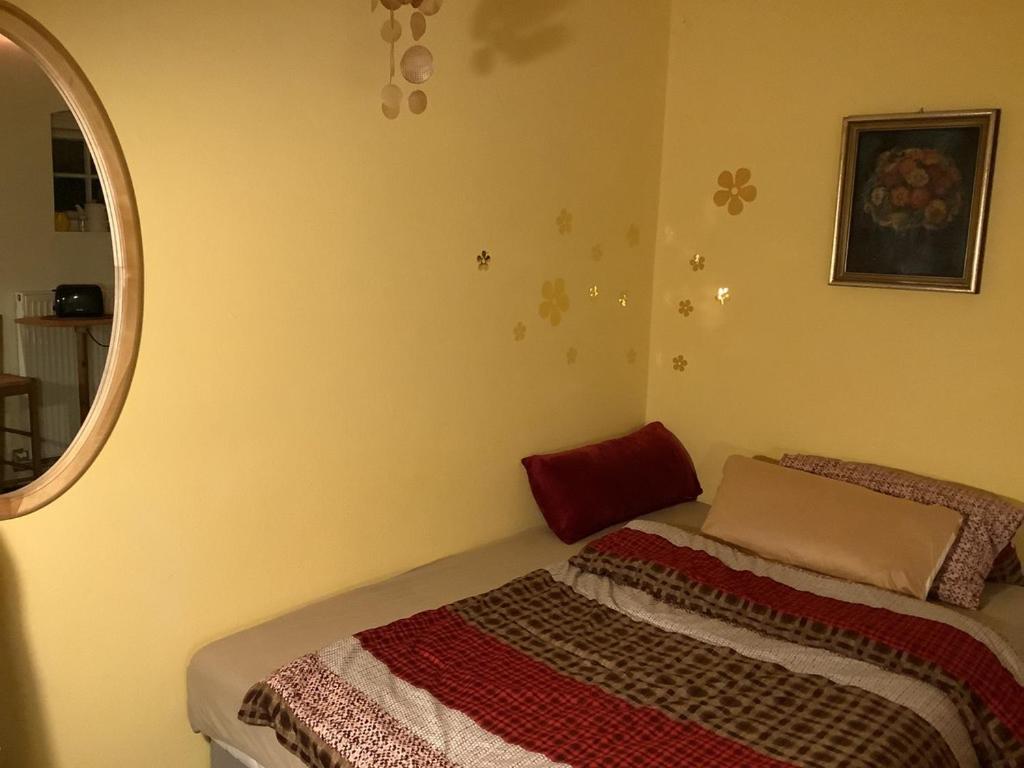 Blumenhaus Apartment Фелтен Екстериор снимка