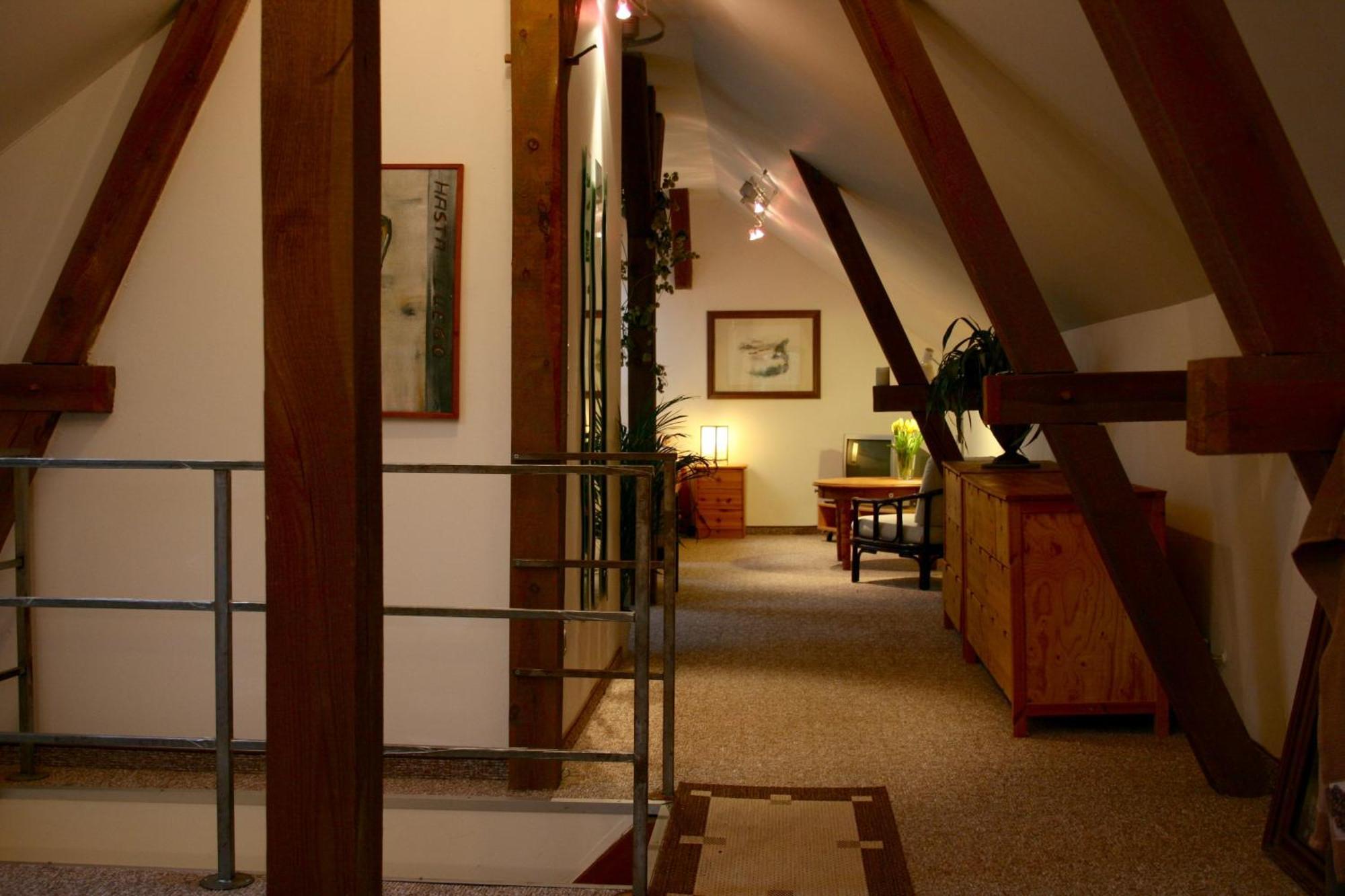 Blumenhaus Apartment Фелтен Екстериор снимка